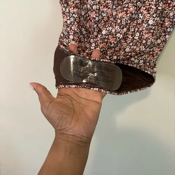 ⚡️NWT Refuge Floral One Piece Swimsuit - Picture 10 of 10